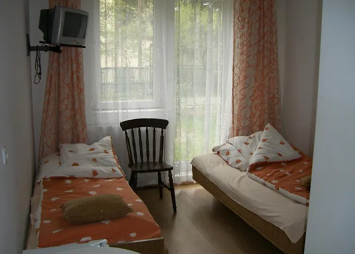 Delfin Alojamento de Acomodação e Pequeno-almoço 3*