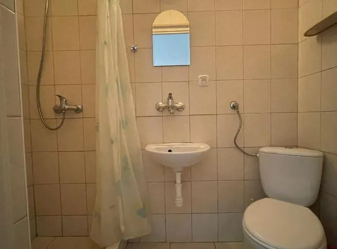 Alojamento de Acomodação e Pequeno-almoço Delfin Mrzeżyno